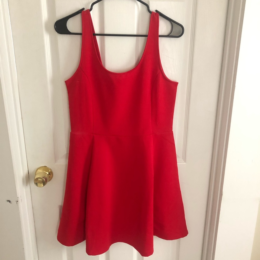 Red Sundress - Picture 3 of 3